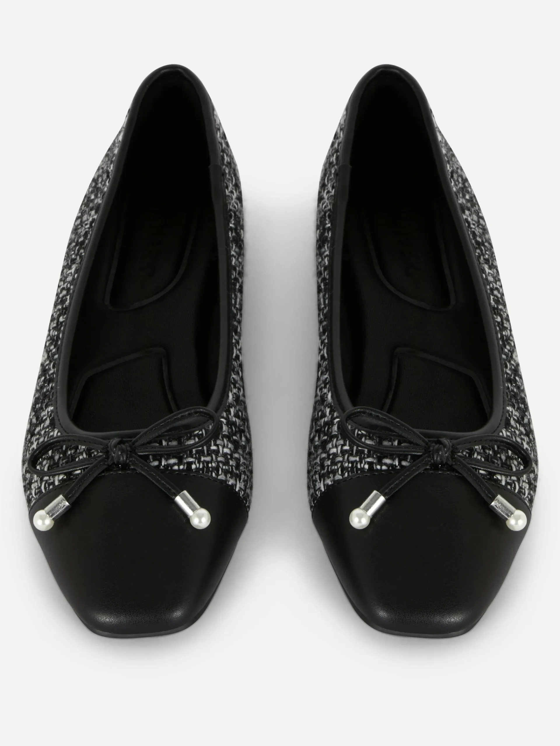 Ballerines Effet Bouclé à Bout Contrasté