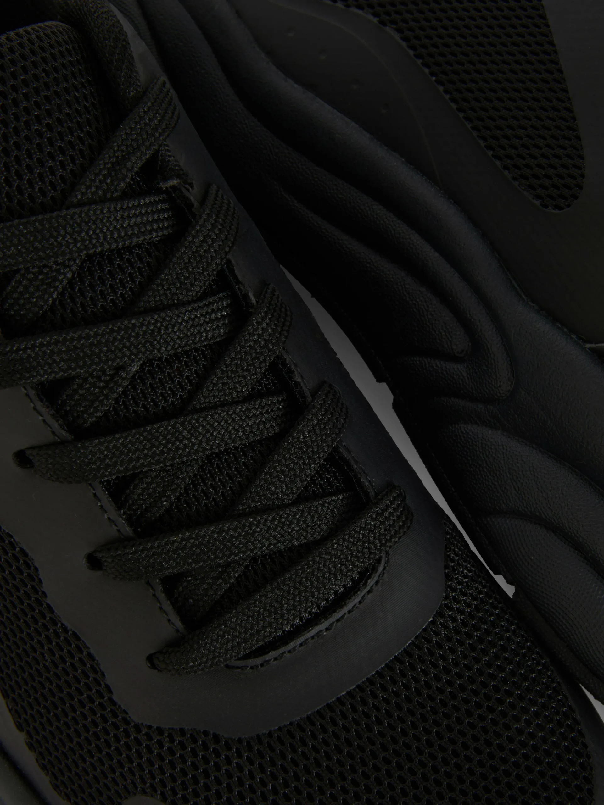 Baskets à Semelle épaisse Et Empiècements