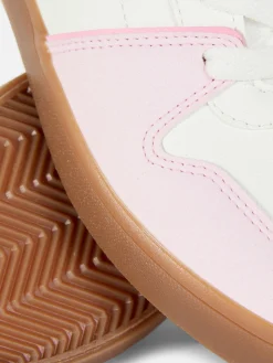 Baskets Basses à Semelle En Gomme