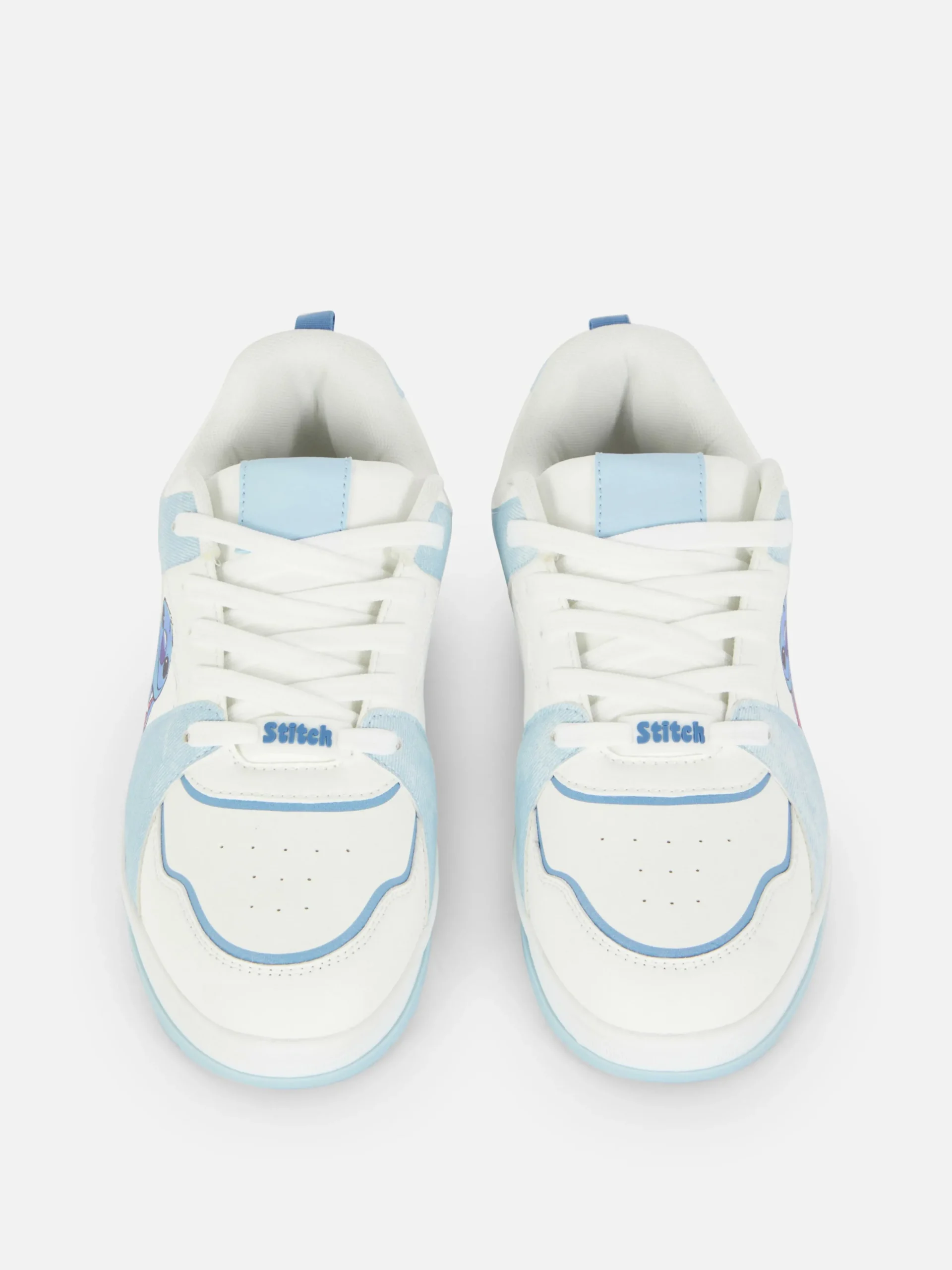 Baskets Basses Disney Stitch