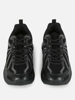 Baskets De Sport Basses à Empiècements