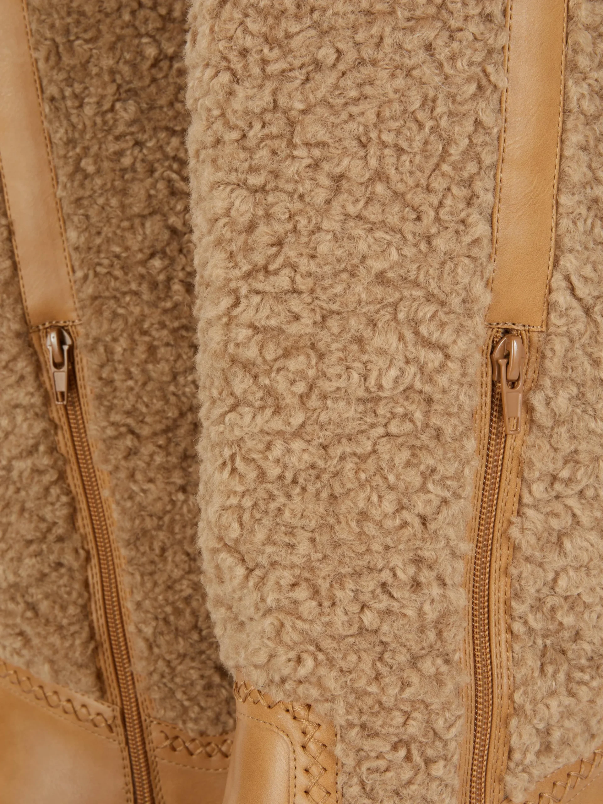 Bottes Montantes Effet Mouton Retourné Rita Ora