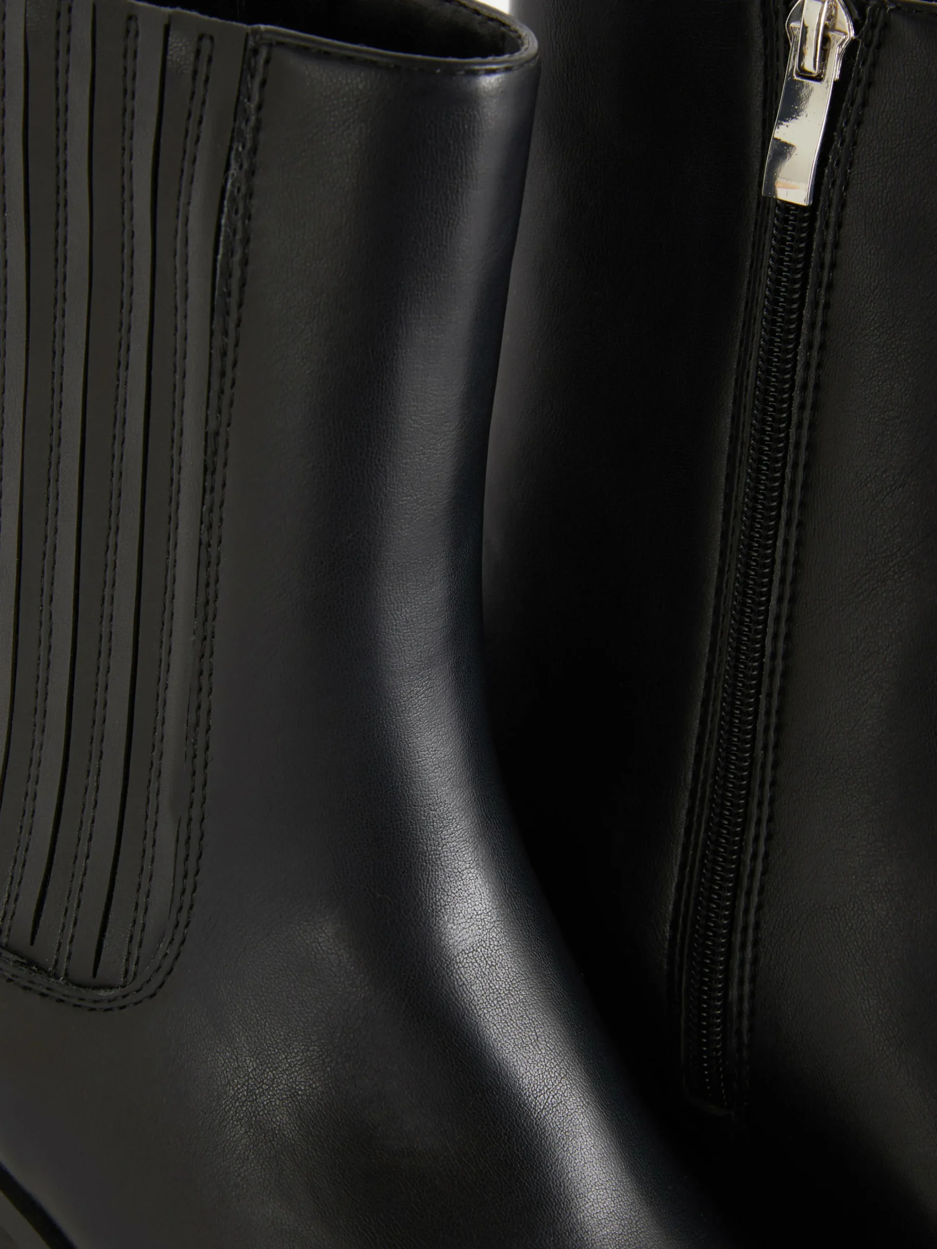 Bottes Santiags En Simili Cuir