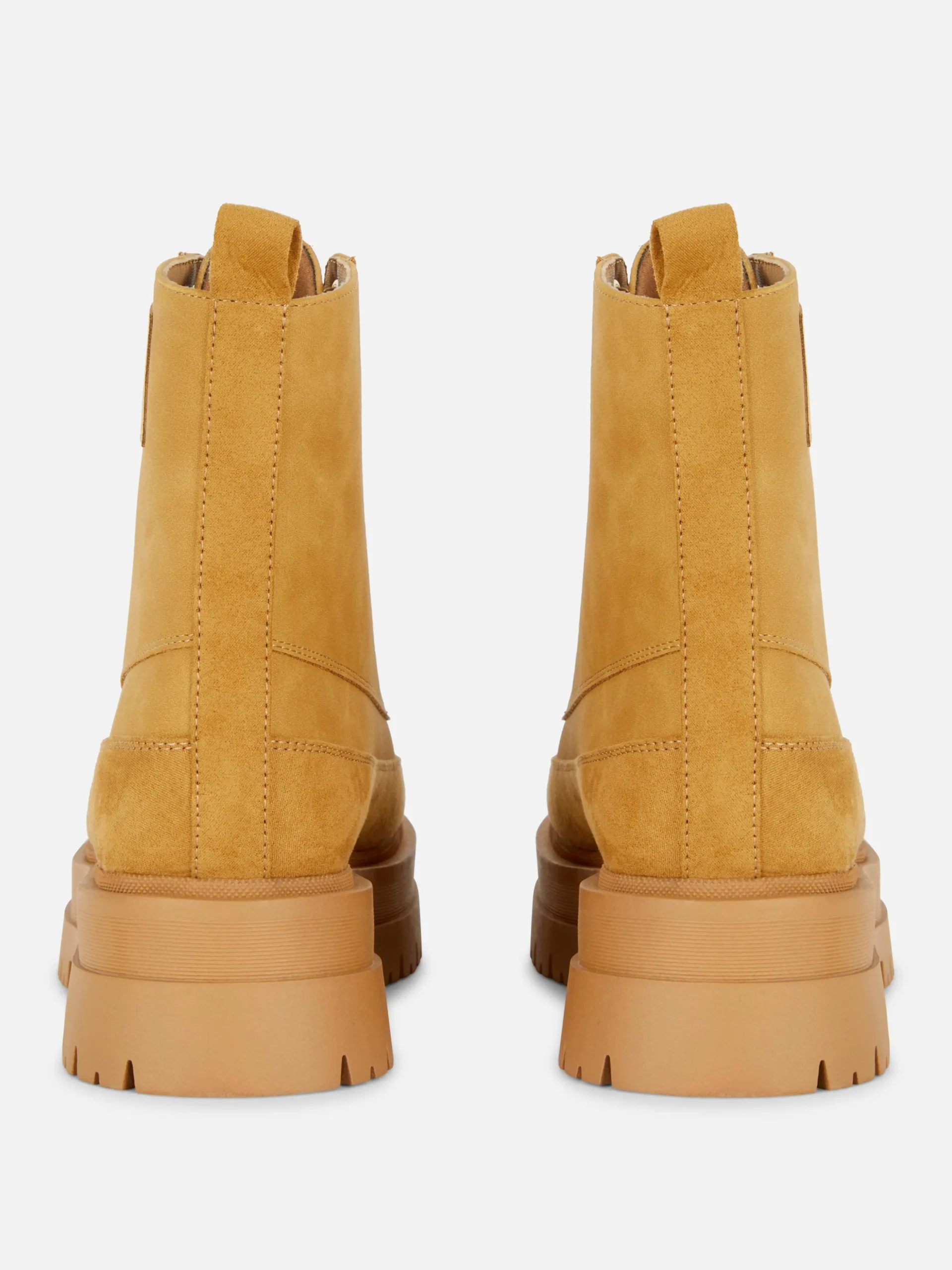 Bottines à Lacets Et Semelle En Gomme