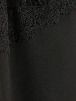 Caraco De Pyjama En Dentelle Et Maille