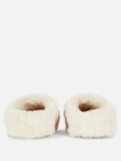 Chaussons En Fausse Fourrure