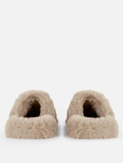 Chaussons En Fausse Fourrure