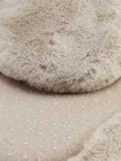 Chaussons En Fausse Fourrure