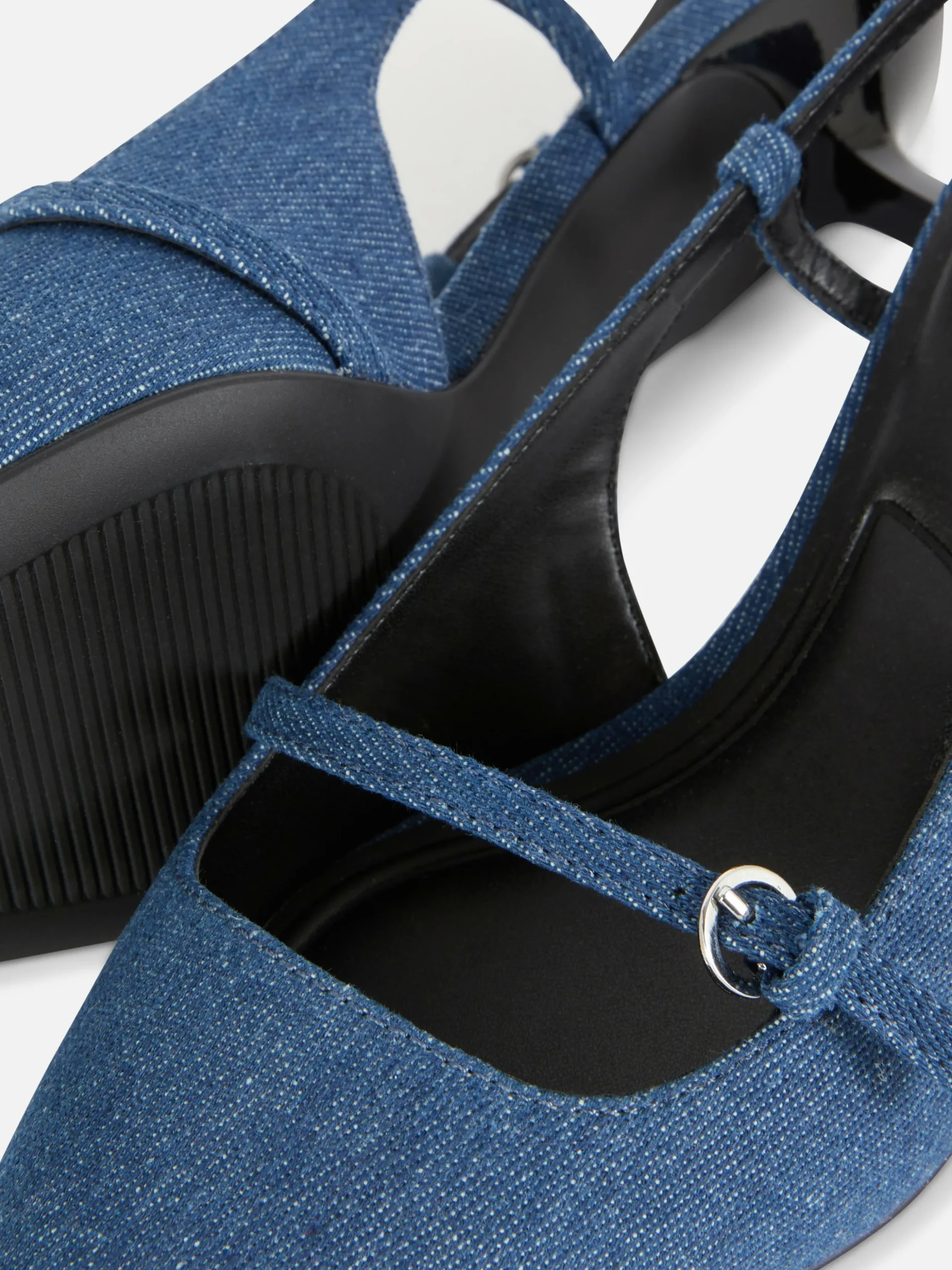 Chaussures En Jean à Talon Bas Et Boucle