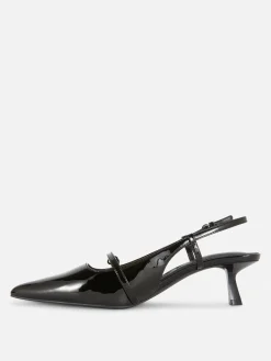 Chaussures Vernies à Talon Bas Et à Boucle