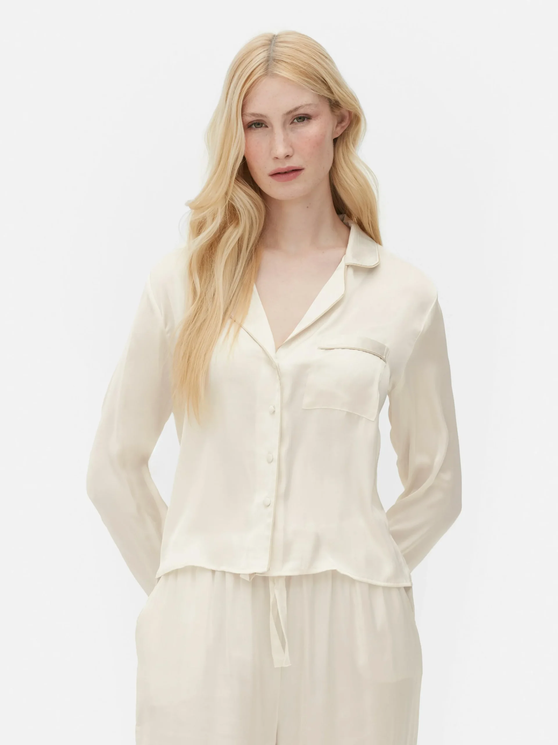 Chemise De Pyjama En Satin