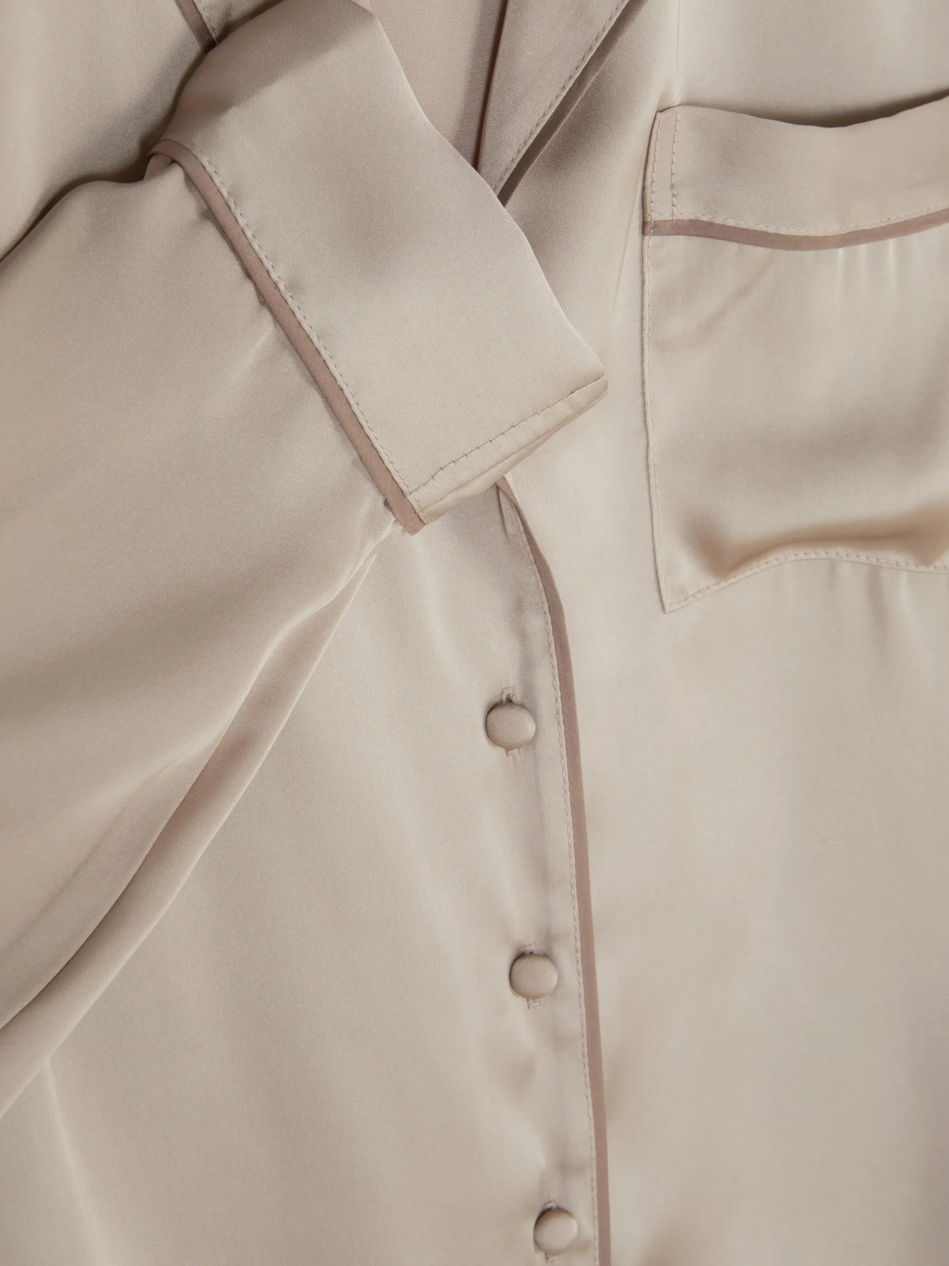 Chemise De Pyjama En Satin