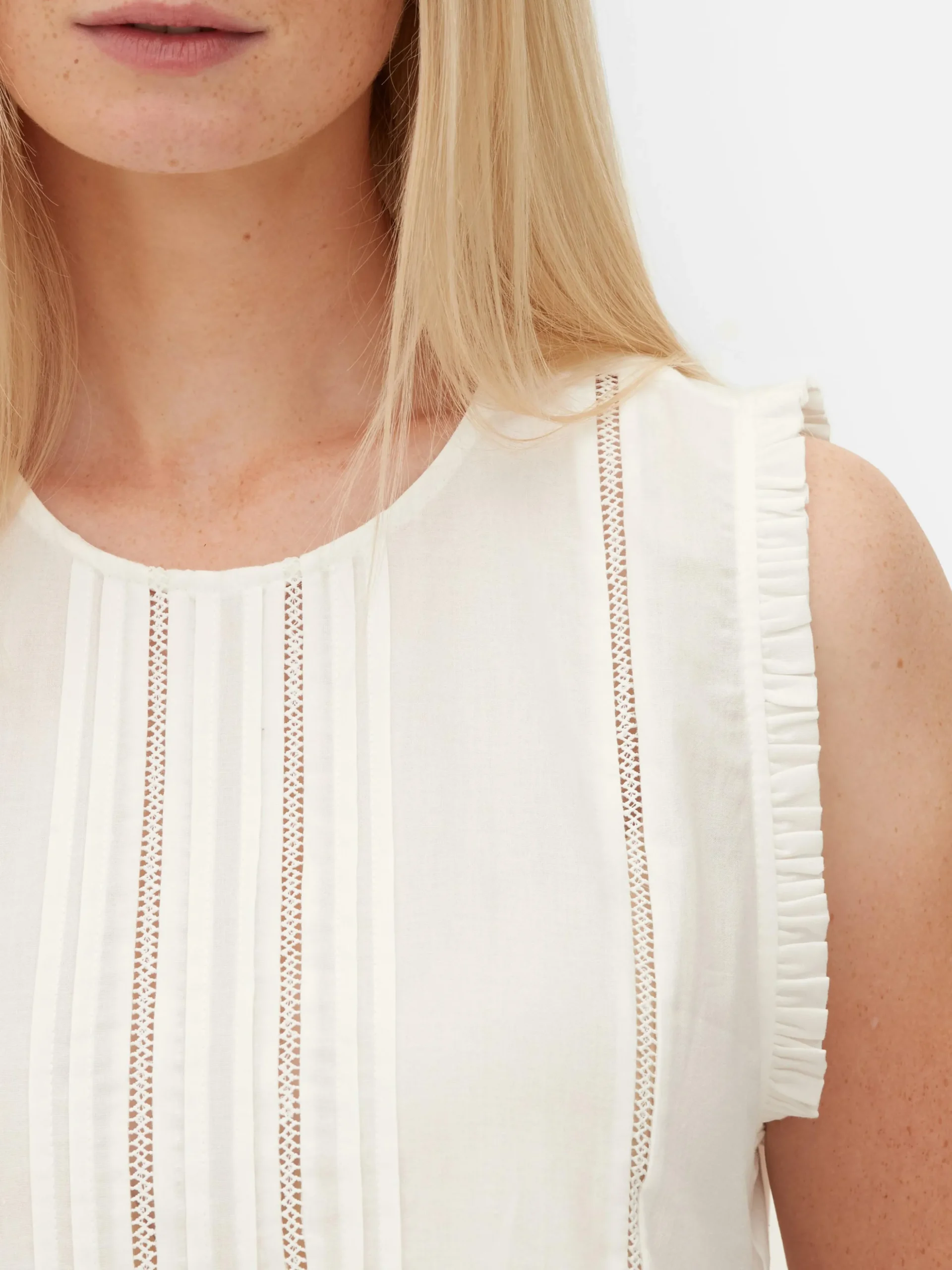 Chemisier Sans Manches à Volants
