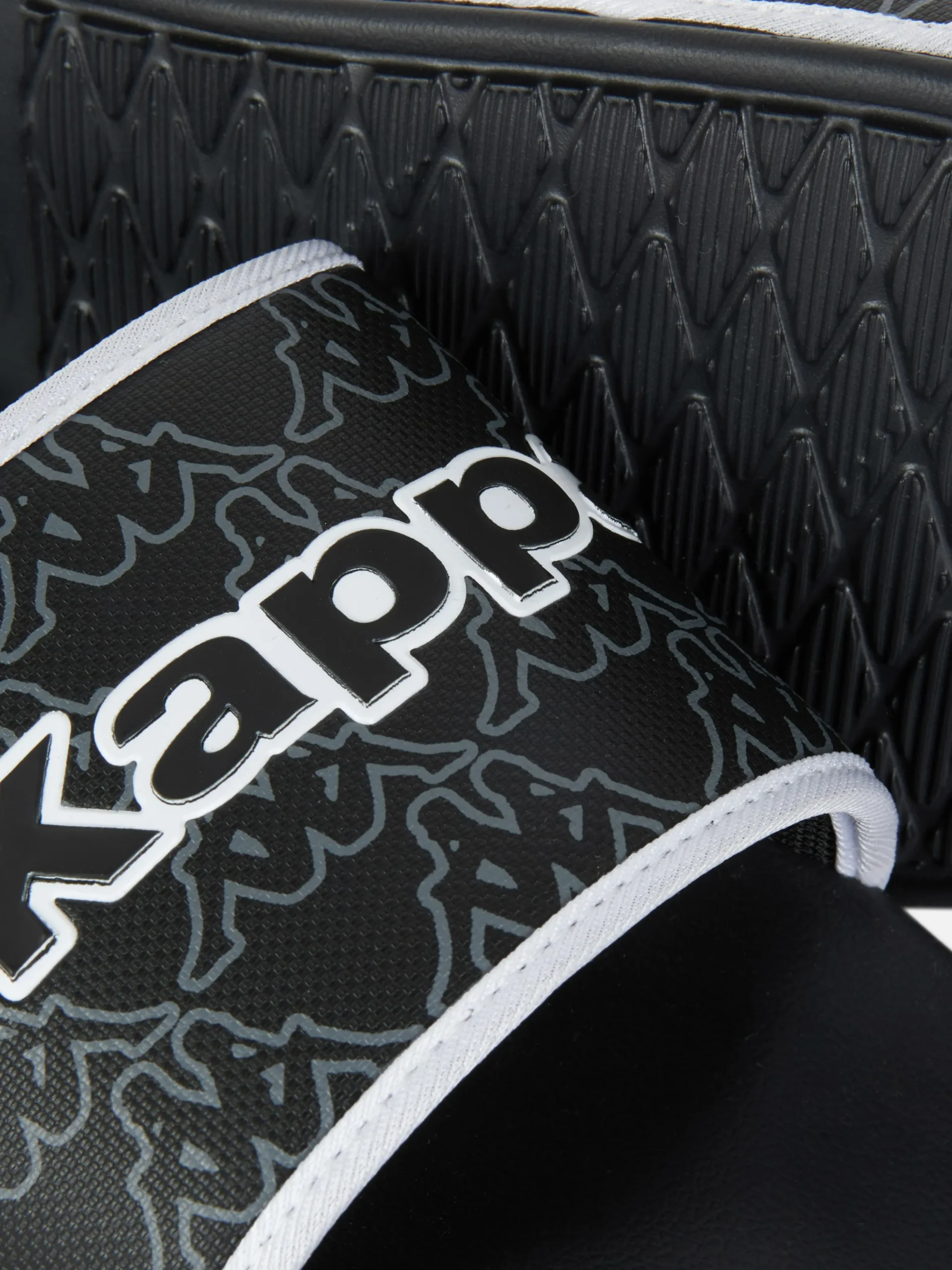 Claquettes De Piscine Kappa X Primark