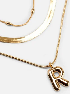 Collier à Superpositions Bouffant Avec Initiale