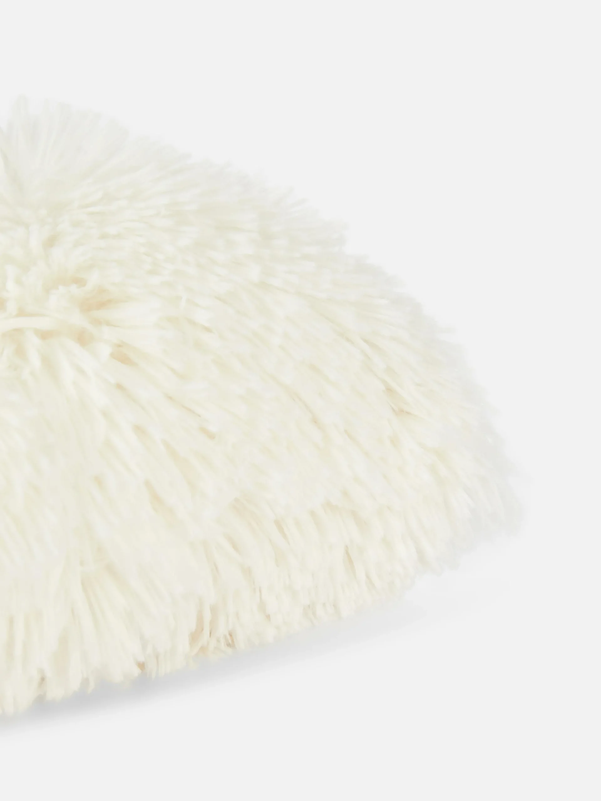 Coussin Duveteux De Forme Allongée