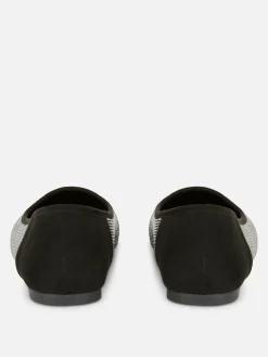 Escarpins Cloutés à Bout Carré