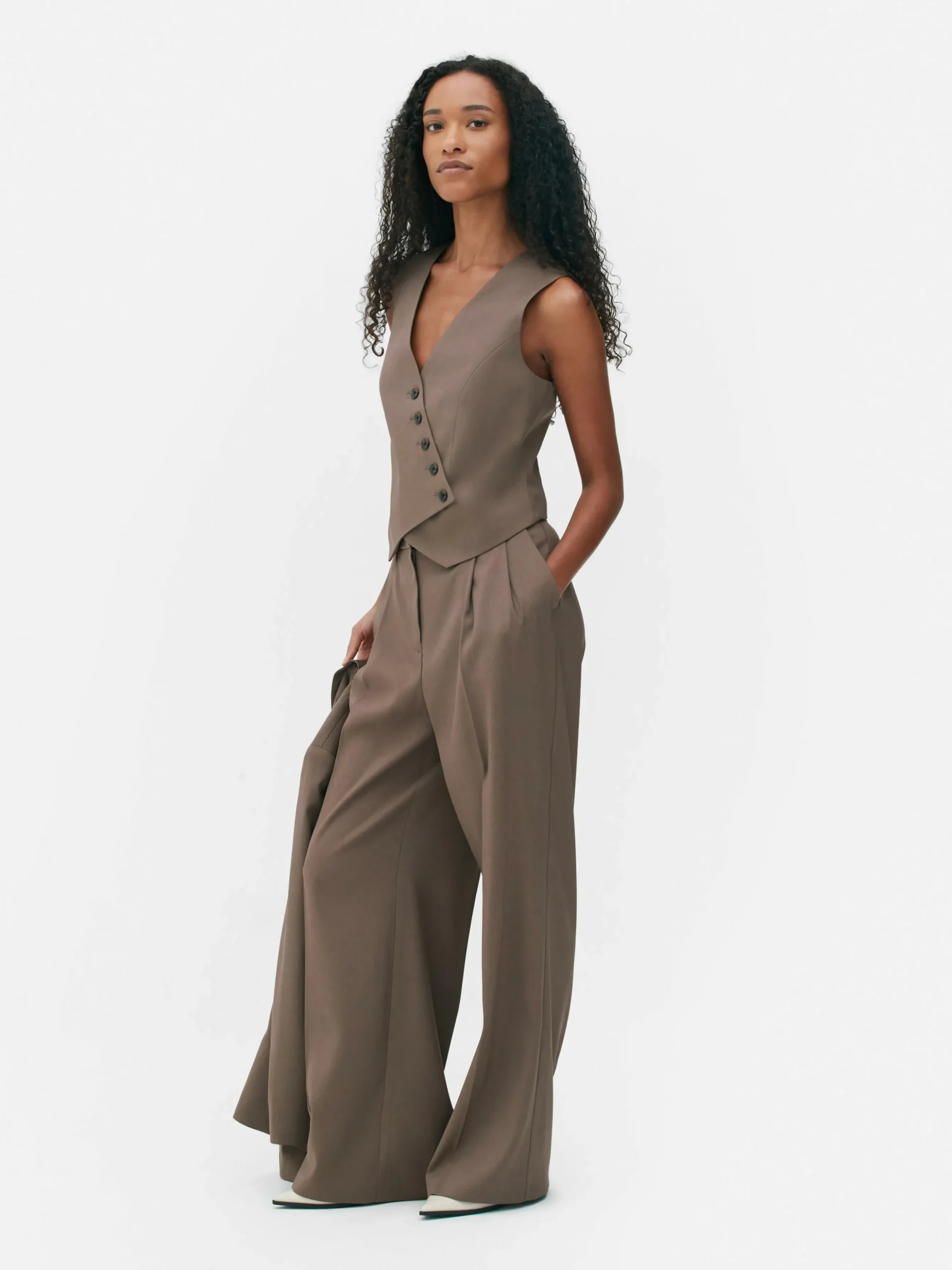 Gilet De Costume Asymétrique Boutonné Sur Le Devant