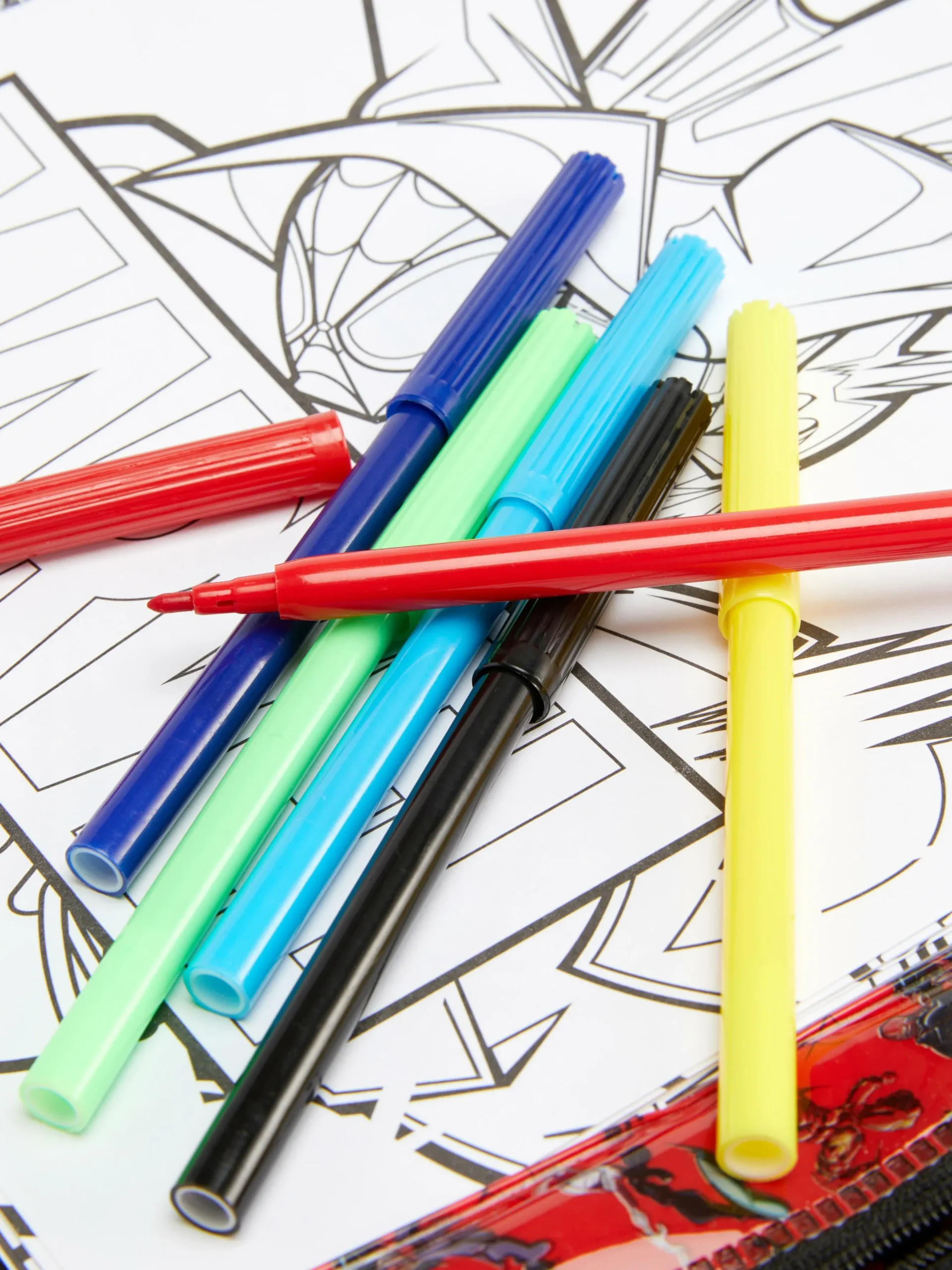 Kit De Coloriage Marvel