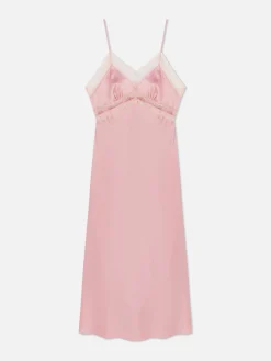 Nuisette Mi-longue En Satin à Finitions En Dentelle