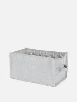 Option De Rangement De Taille Moyenne Pour Vêtements