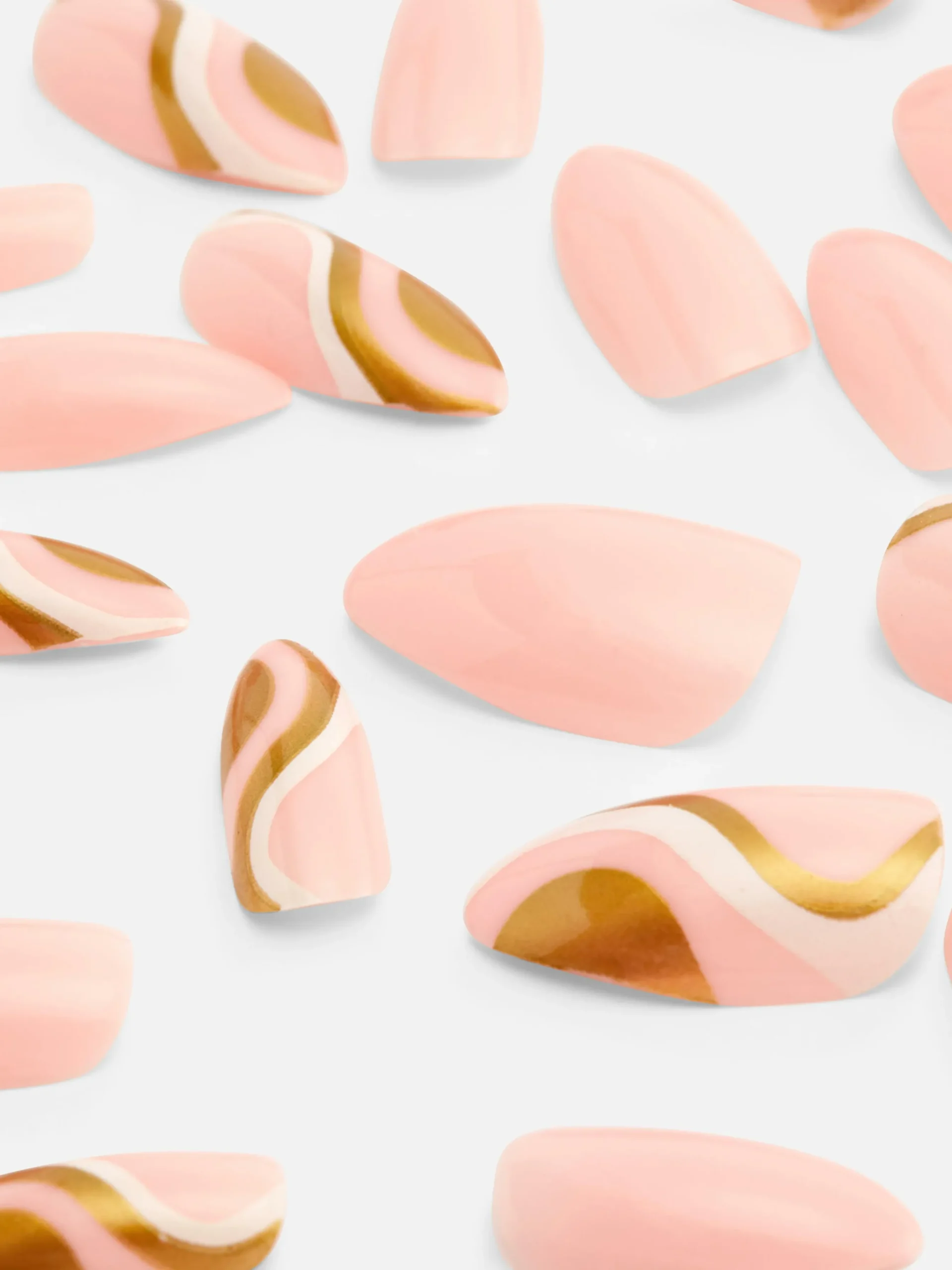 PS... Faux Ongles Pointus Brillants Tourbillon