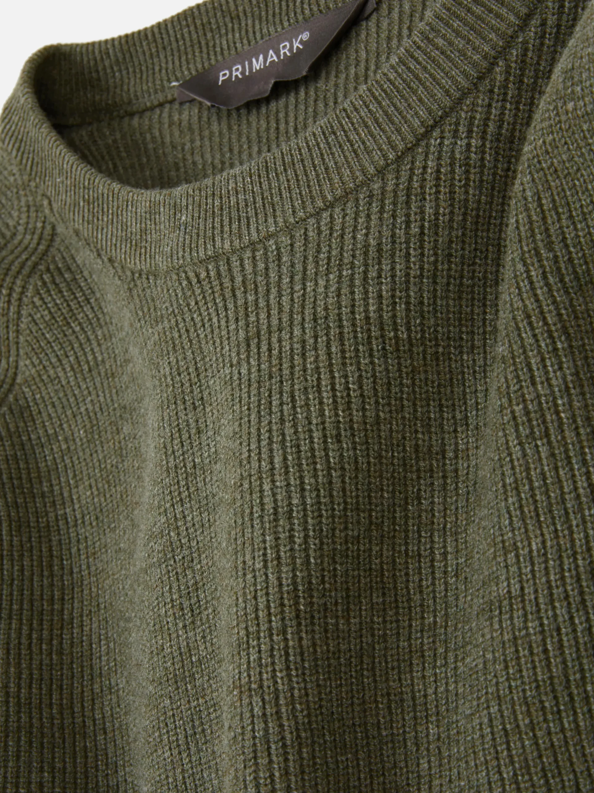 Pull Côtelé à Col Ras-du-cou