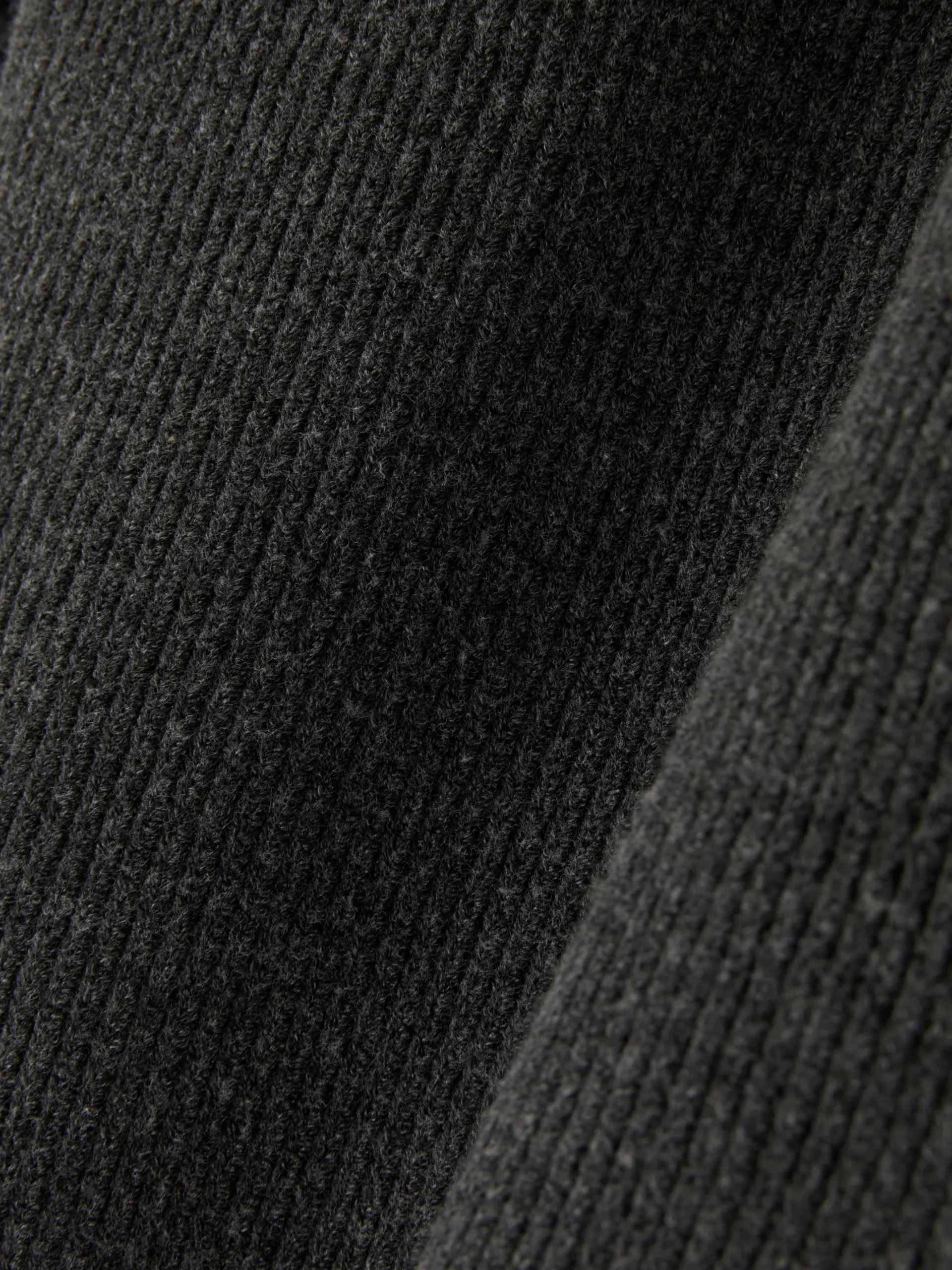 Pull Côtelé à Col Ras-du-cou