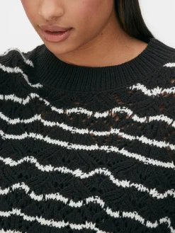 Pull En Maille Ajourée à Col Ras-du-cou