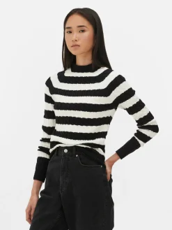 Pull En Maille Torsadée à Col Montant