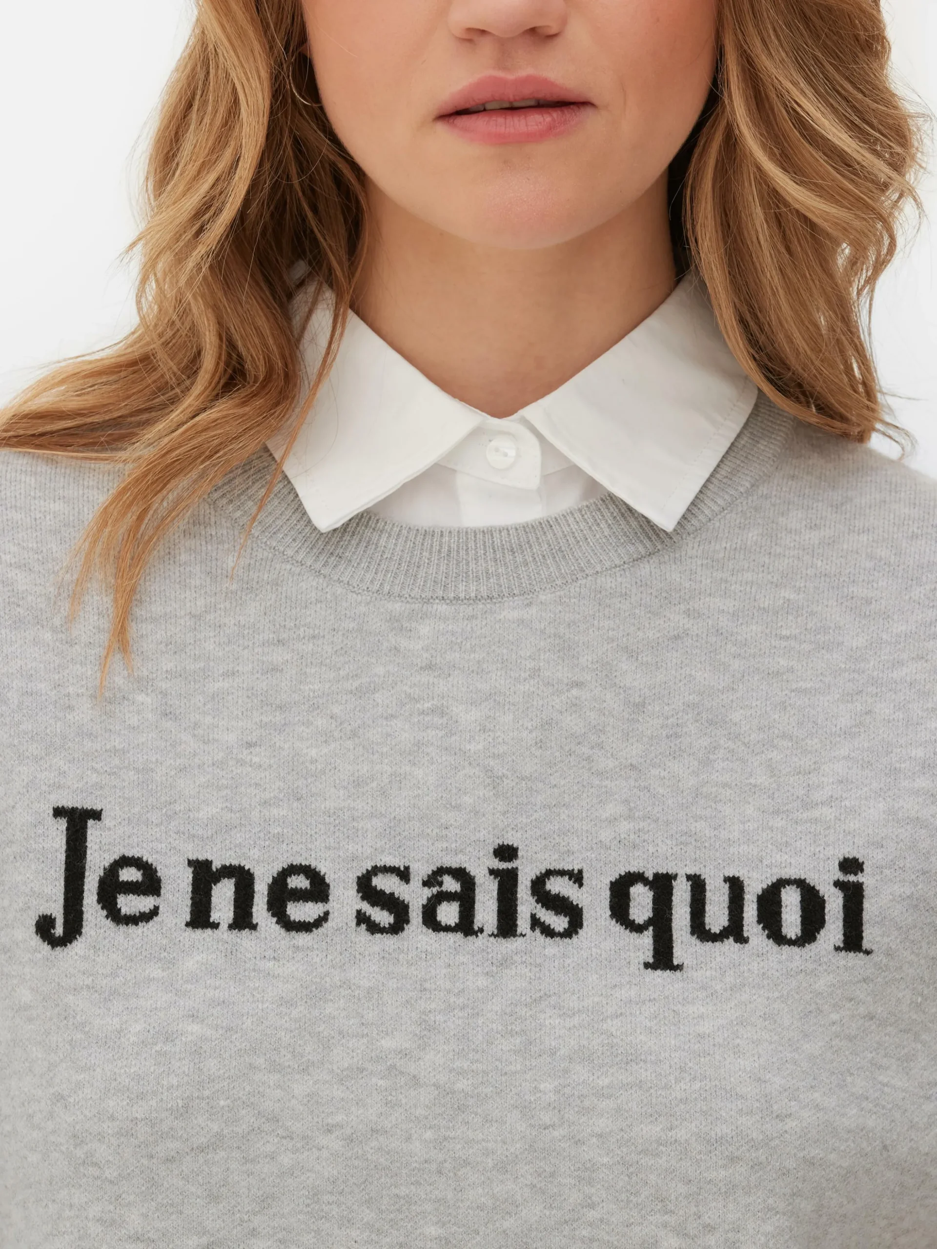 Pull Tricoté à Message Et Chemise Deux-en-un