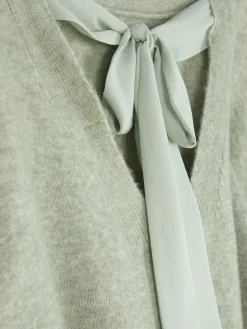 Pull Tricoté Avec Nœud Dans Le Dos