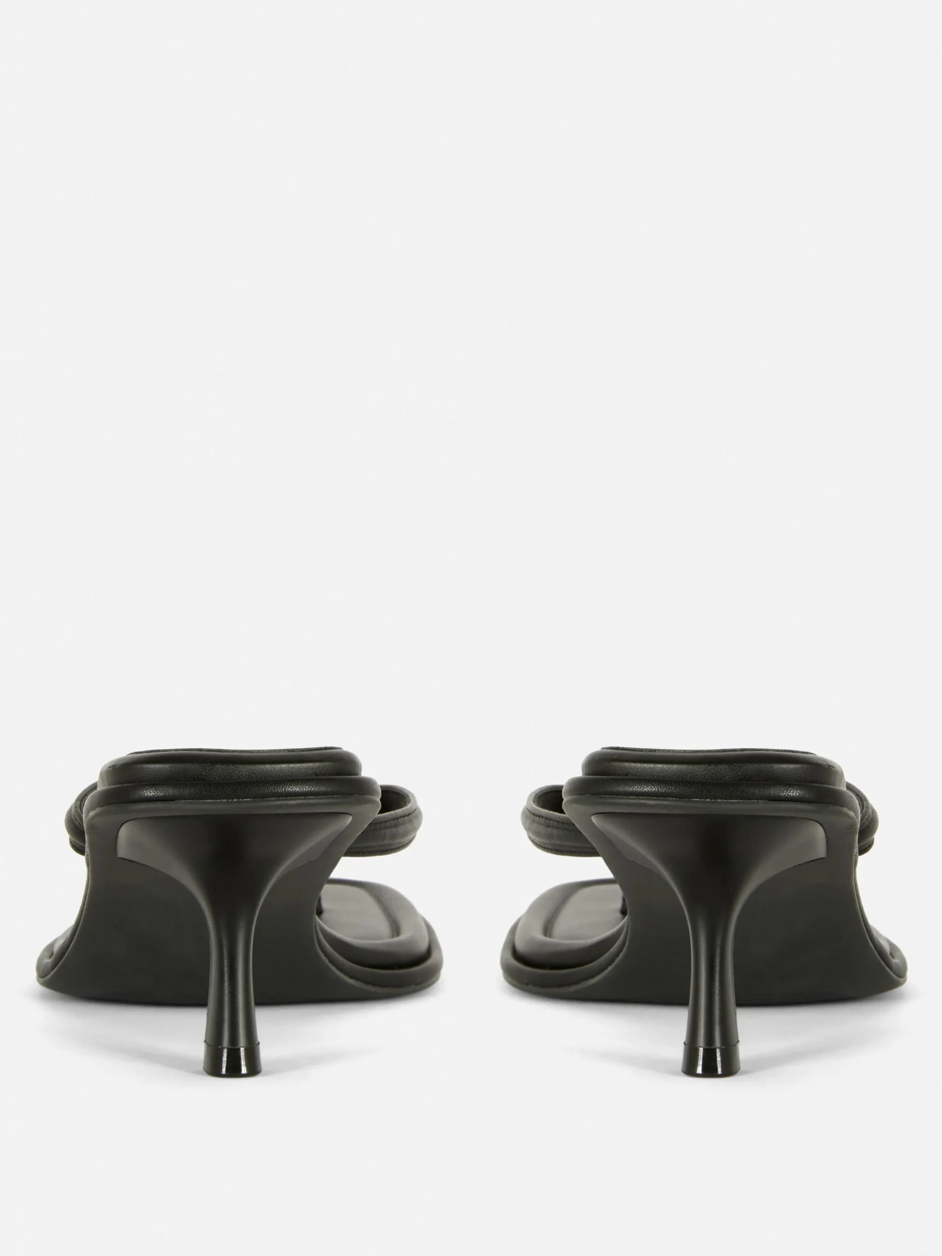 Sandales à Talon Bas Avec Entre-doigt