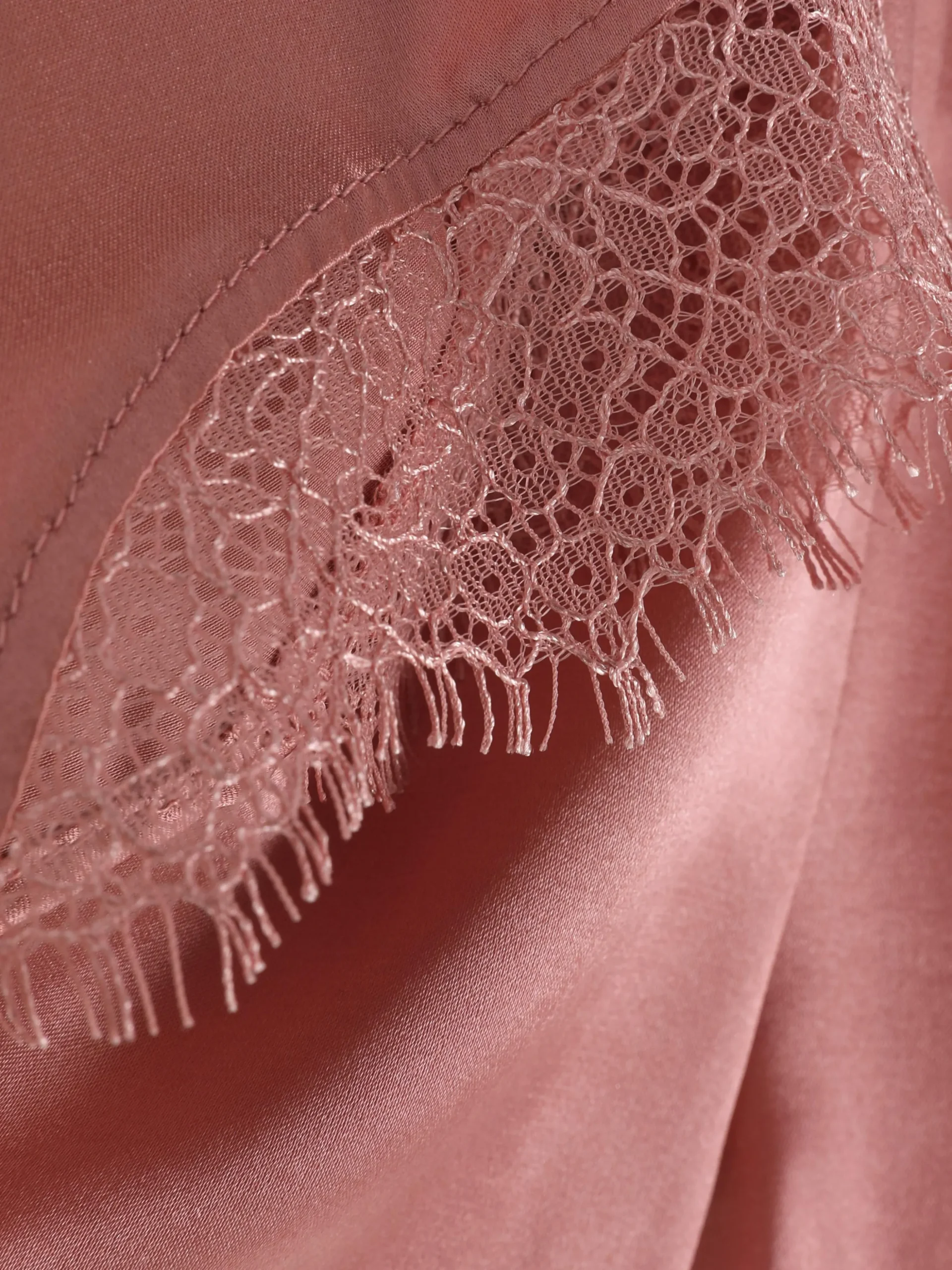 Short De Pyjama En Soie Mélangée Avec Liseré En Dentelle