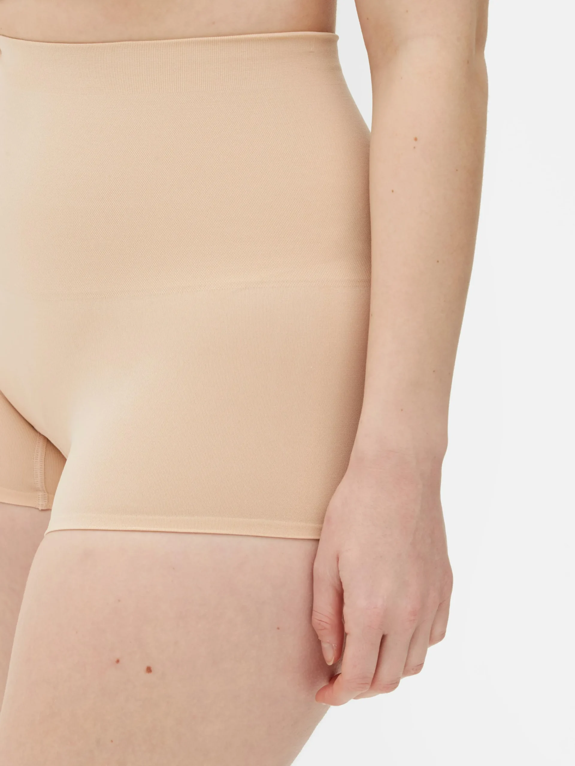 Short Sculptant Sans Coutures