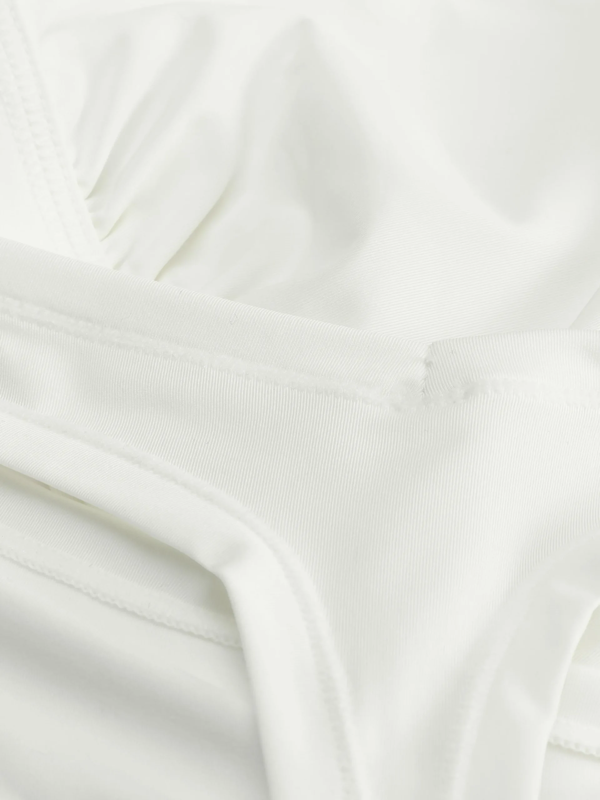 Soutien-gorge Triangle Et String En Microfibre