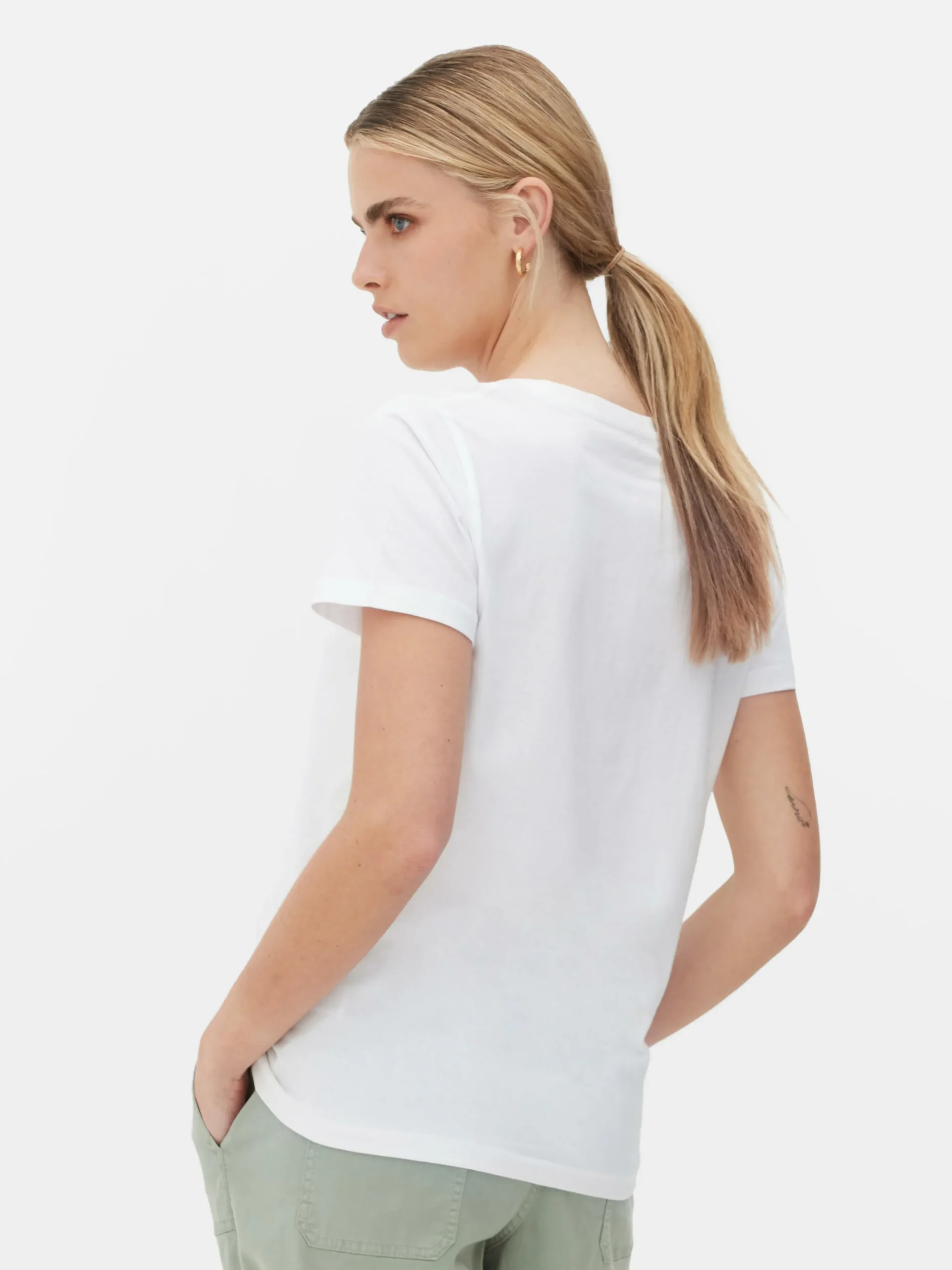 T-shirt à Col En V Et Manches Courtes