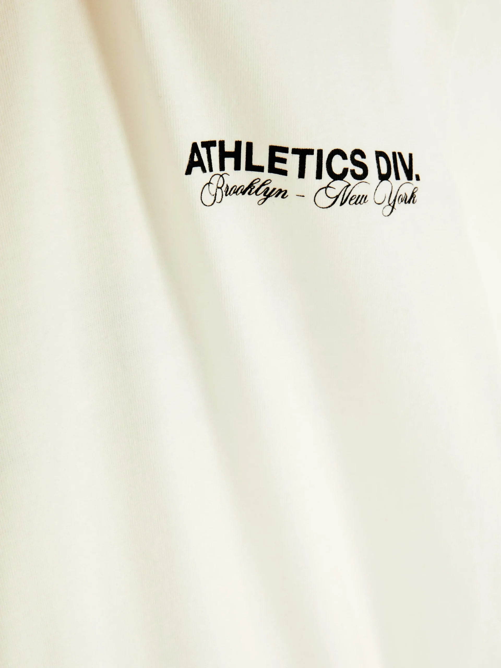 T-shirt De Sport Graphique à Manches Courtes