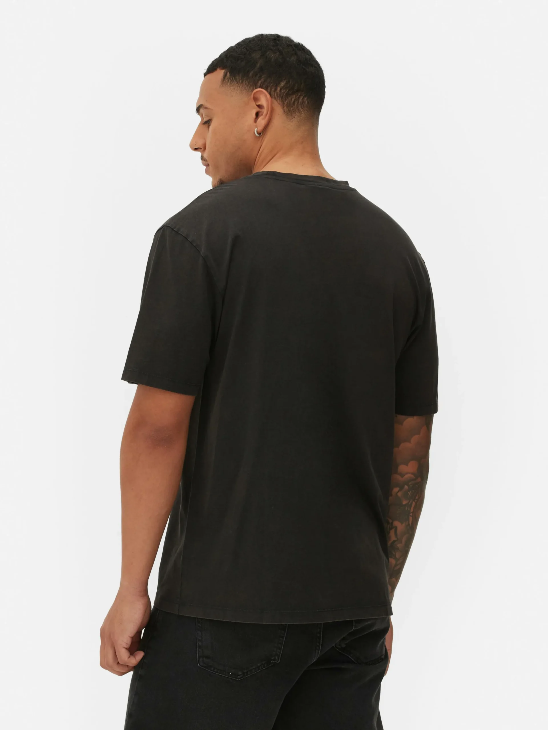 Un T-shirt Graphique Orange Mécanique