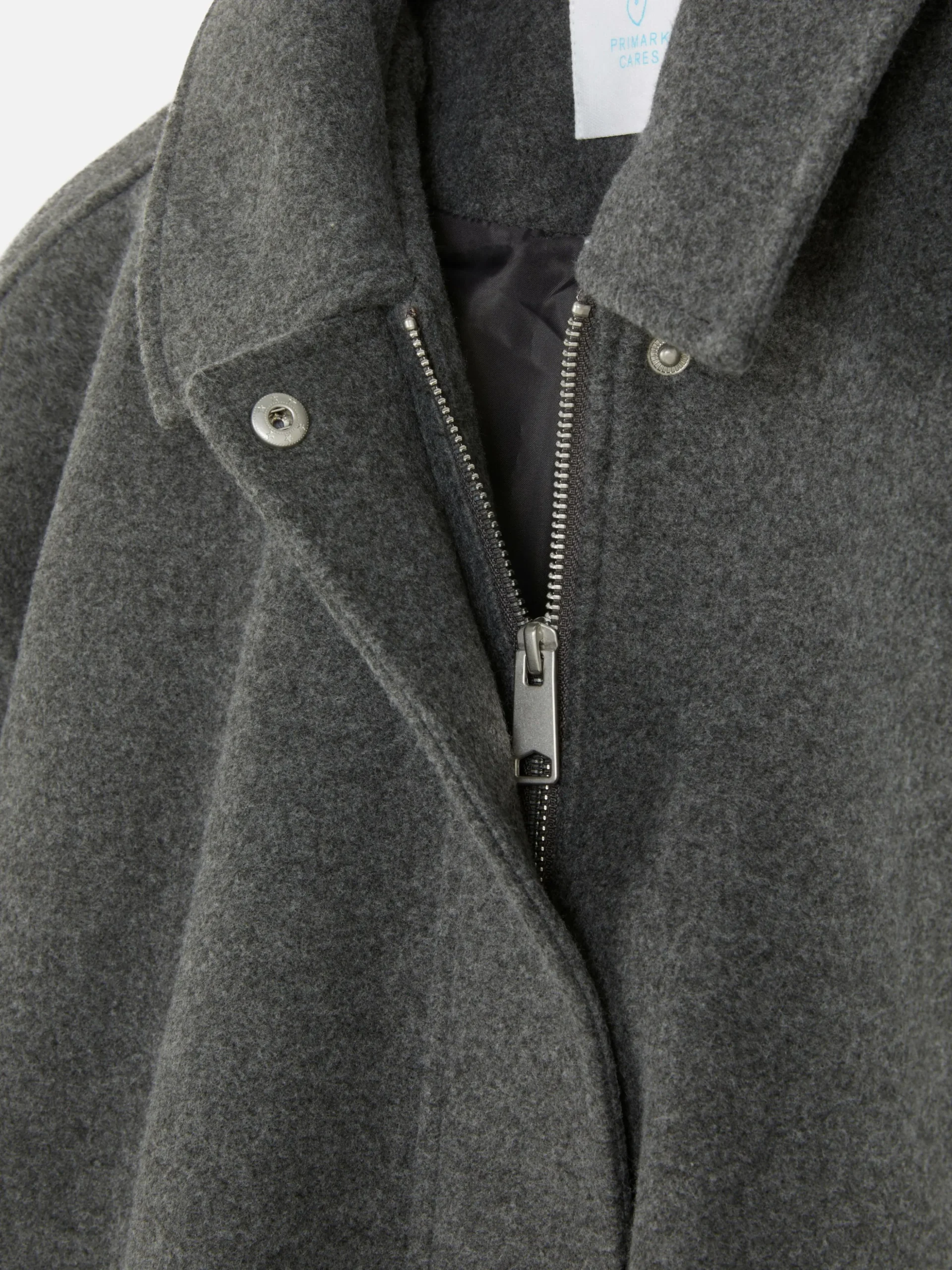 Veste à Ourlet Boule